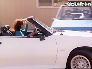 Sandra Wild boobs , Blonde scene in Fit to Kill (1993) 6
