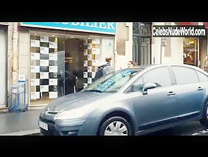 Sara Forestier in Les jolies choses (2010) 2