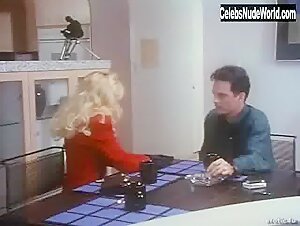 Sara Suzanne Brown Lingerie , Blonde in Secret Games 2 (1993) 3