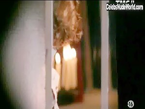 Sarah Czernin Sensual , Explicit in Coups de coeur: Troublante voisine (1993) 19