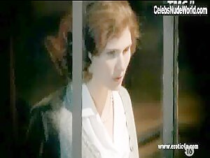 Sarah Czernin Sensual , Explicit in Coups de coeur: Troublante voisine (1993) 3