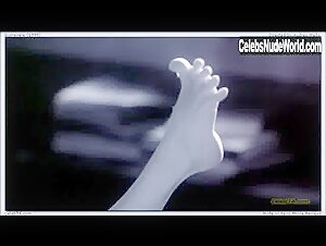 Sarah Polley Feet , boobs scene in Guinevere (1999) 17