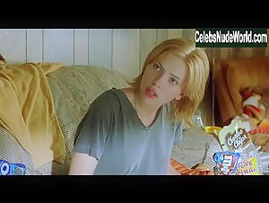 Scarlett Johansson in A Love Song for Bobby Long (2004) 3