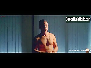 Scarlett Johansson in Don Jon (2013) 15
