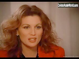 Serena Grandi in Graffiante desiderio (1993) 2