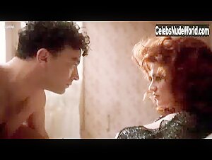 Serena Grandi in Miranda (1985) 11