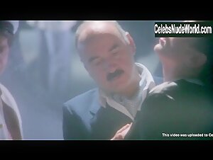 Serena Grandi in Monella (1998) 5