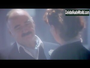 Serena Grandi in Monella (1998) 8