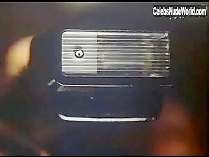 Shannen Doherty Flasing , boobs in Blindfold: Acts of Obsession (1994) 6