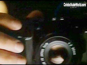 Shannen Doherty Flasing , boobs in Blindfold: Acts of Obsession (1994) 9
