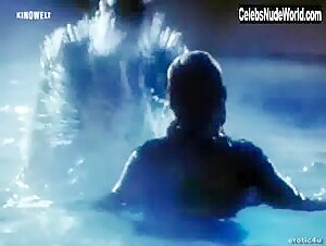 Shannon Tweed Pool , Wet in Sexual Response (1992) 5