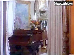 Shannon Tweed in Body Chemistry 4: Full Exposure (1995) 19