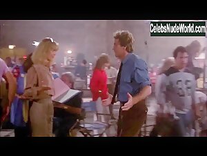 Sharon Stone in Irreconcilable Differences (1984) 6