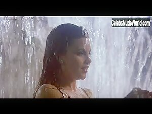 Sherilyn Fenn in Boxing Helena (1993) 14