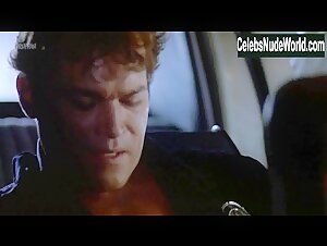 Sherrie Rose in Unlawful Entry (1992) 4