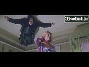 Sheryl Lee nude, butt scene in Vampires (1998) 1
