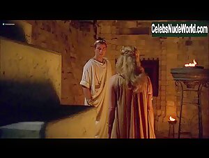 Sienna Guillory in Helen of Troy (2003) 16