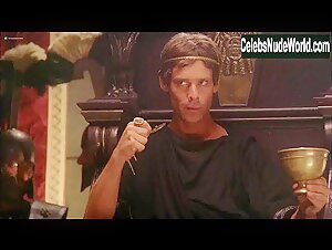 Sienna Guillory in Helen of Troy (2003) 9