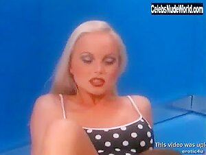 Silvia Saint in Blondes (1999) 5