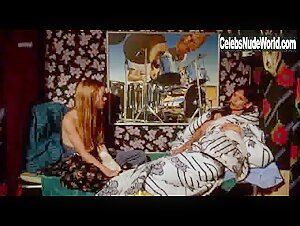 Sissy Spacek Blonde , Vintage in Welcome to L.A. (1976) 14