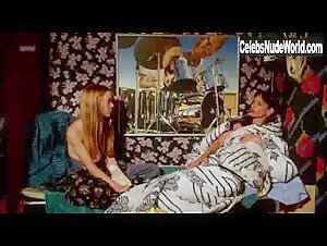 Sissy Spacek Blonde , Vintage in Welcome to L.A. (1976) 15