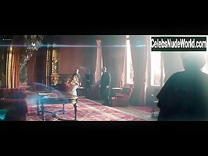 Soko sexy , liking scene in La danseuse (2016) 10