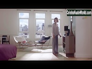 Solweig Rediger-Lizlow in Le monde a ses pieds (2011) 2