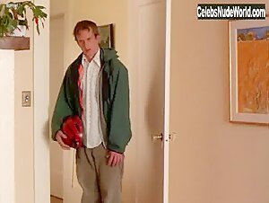 Sonja Bennett nude, butt scene in Punch (2002) 5