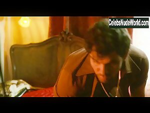 Sophie Charlotte in Serra Pelada (2013) 13