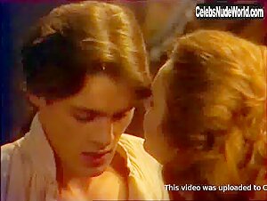 Sophie De La Rochefoucauld Corset , Couple in Le gerfaut (series) (1987) 12