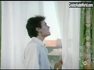 Sophie Duez in Una spina nel cuore (1986) 19