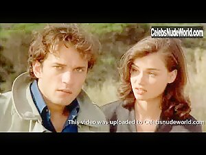 Sophie Marceau in Fanfan (1993) 11