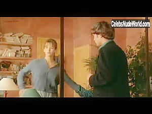 Sophie Marceau in Fanfan (1993) 12