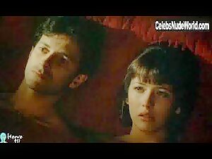 Sophie Marceau Lingerie , Hairy Pussy in L'amour braque (1985) 12