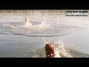 Sophie Rogall in Fickende Fische (2002) 2
