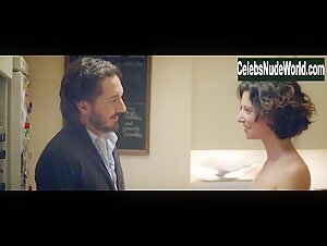 Stephanie Cleau in Eperdument (2016) 6