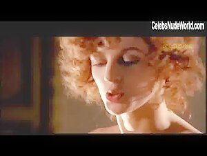 Stefania Casini Hot , Vintage in Dracula cerca sangue di vergine... e mori di sete!!! (1974) 12