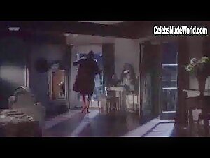 Stefanie Powers in Crescendo (1970) 1