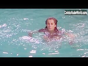 Stefanie Powers in Crescendo (1970) 11