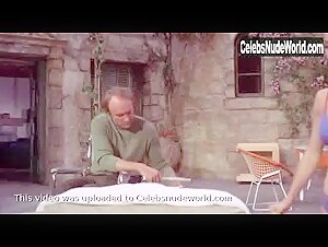 Stefanie Powers in Crescendo (1970) 15