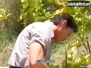 Summer Fields in Emmanuelle 2000: Being Emmanuelle (2000) 5