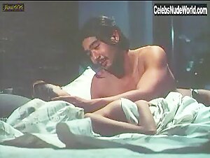 Sung Hi Lee boobs , Lingerie in A Night on the Water (1998) 11