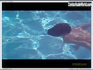 Susan Sarandon Pool , Explicit scene in Twilight (1998) 18