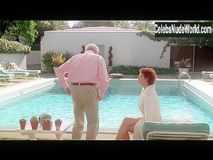 Susan Sarandon Pool , Feet scene in Twilight (1998) 10