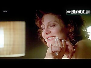 Susan Sarandon Pool , Feet scene in Twilight (1998) 15