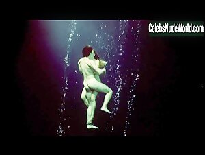 Svetlana Ustinova in Kolodets (short) (2009) 5