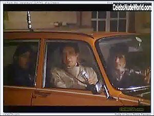 Sydne Rome in La race des 'seigneurs' (1974) 9