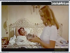 Sydne Rome Blonde , Vintage in La race des 'seigneurs' (1974)