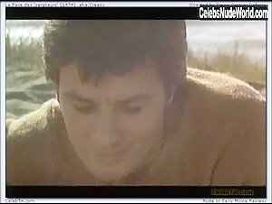 Sydne Rome Beach , Vintage in La race des 'seigneurs' (1974) 19