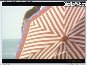 Sydne Rome Beach , Vintage in La race des 'seigneurs' (1974) 4